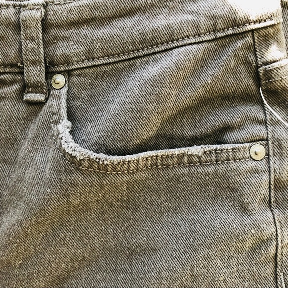 STYLE & CO. WOMENS JEANS SIZE 6P WASHED BLACK VINTAGE CLASSIC MOM JEAN - Picture 12 of 15